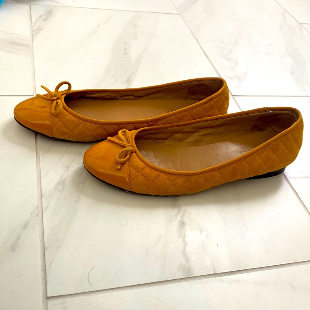 TALBOTS ballet flats EUC velvet and patent